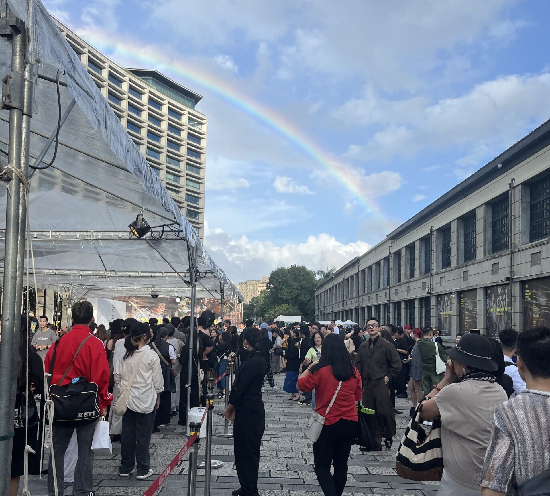 Taipei Fashion Week 2024 Behind the Seams: An Exclusive Look into the Experience