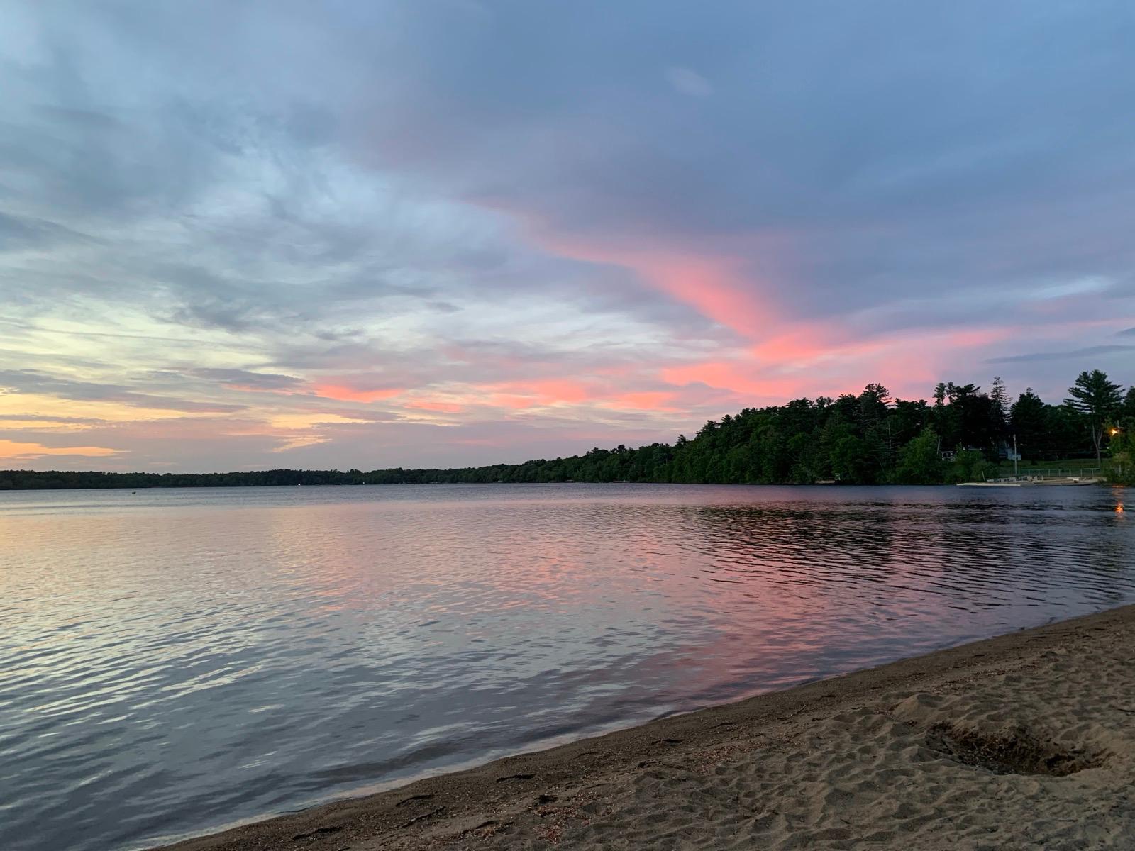 Essential Summer Beach Reads (Part 2): Inspiring Books About Friendship and Self-Discovery